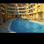 Eggo - Oasis Kamchia Апартаменты