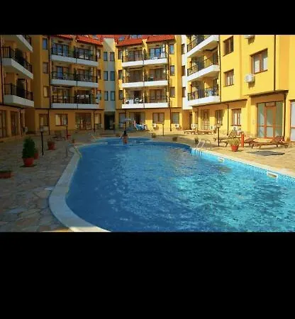 Eggo - Oasis Kamchia Апартаменты